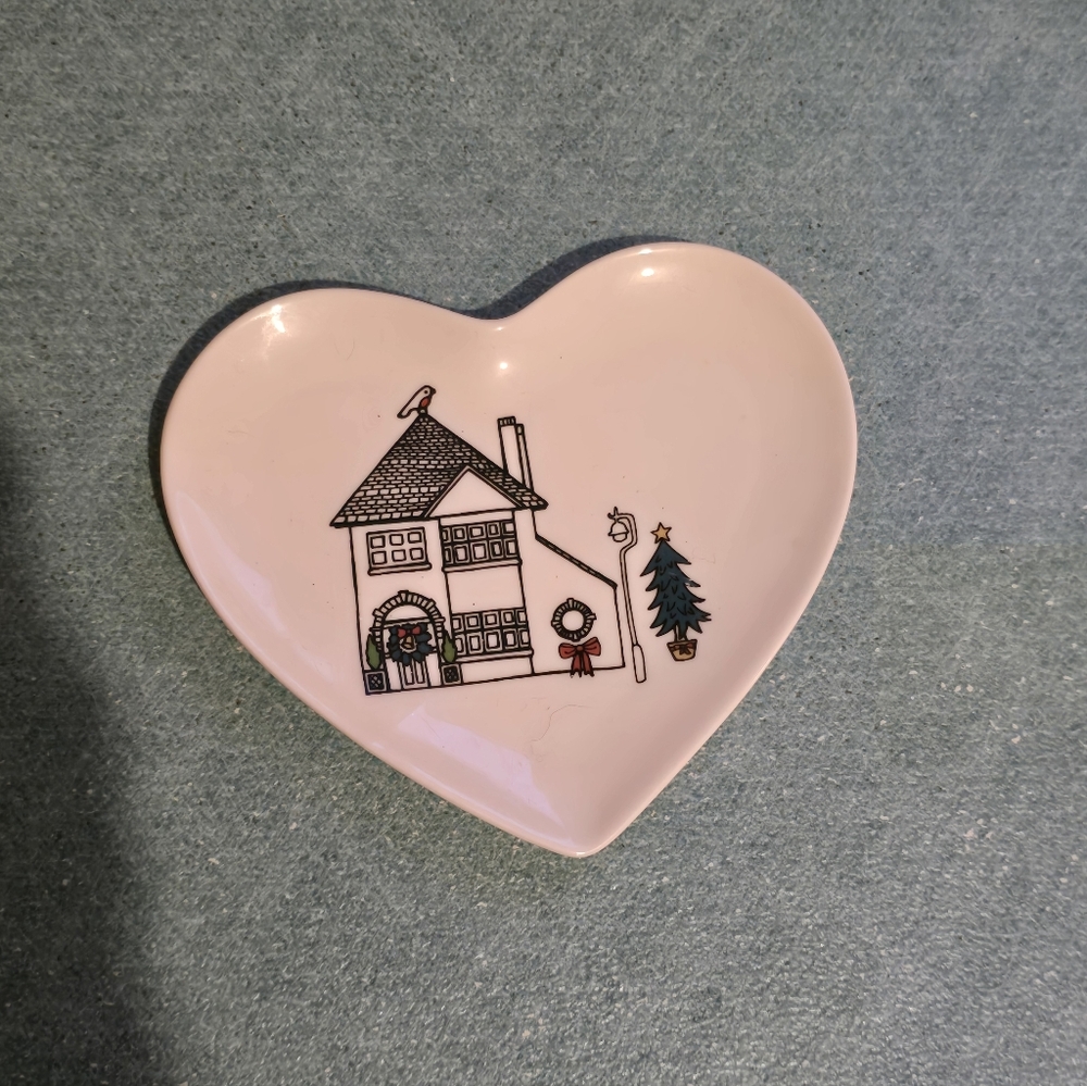 Coco + Lola Christmas Heart Dish